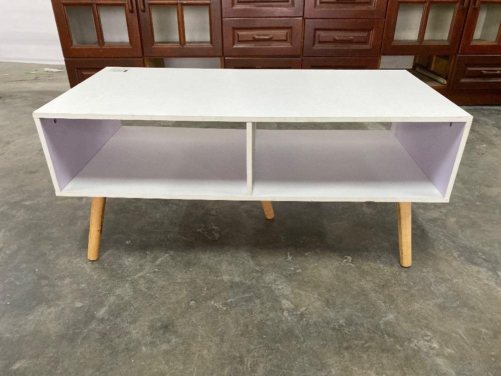 Wooden Coffee Table White Colour / Meja Kopi Kayu Warna Putih