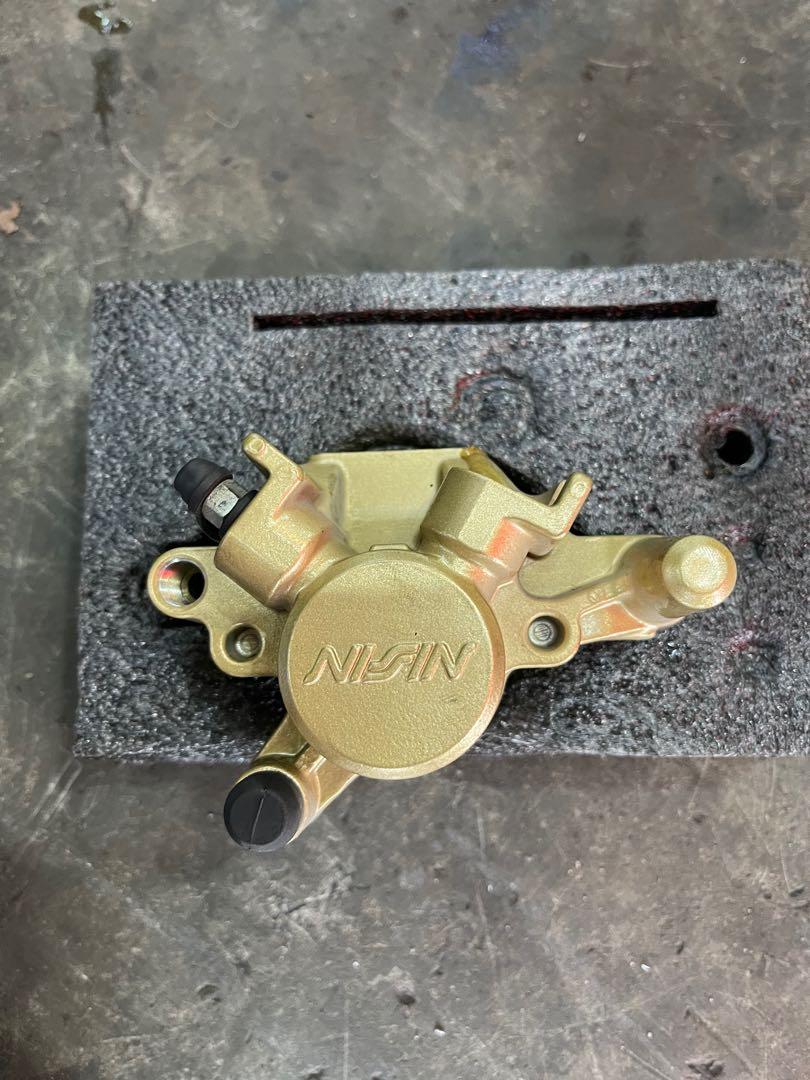 Yamaha Sniper 150 rear brake Caliper, Motorcycles, Motorcycle