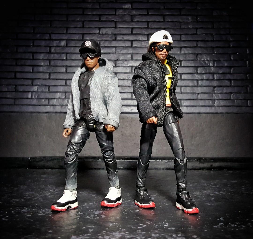 1:12 scale Jordan 11 Concords action figure accessory (Category: Figurines & Statues) located in Quezon City. Submitted by ravenracca (Listing ID 1172270563, Image 1). Description: Highly Detailed 1:12 scale Jordan 11 comes in Concord, Breds and White Breds colorway 900php for a pair *action figures not included 1:12 Prop Shop on FB onetwelvepropshop on IG.