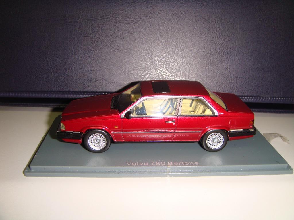 1/43 Volvo 780 Bertone in burgundy by NEO Scale Models, 興趣及遊戲