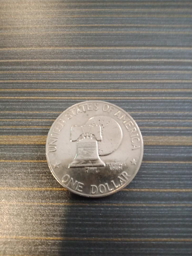 1976 Bicentennial Eisenhower Dollar coin (Category: Currency) located in Cainta. Submitted by belli_phats (Listing ID 1172273590, Image 2). Description: .