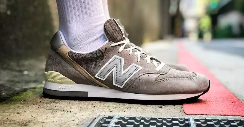 NEW BALANCE 996GY MADE IN USA M996 GREY US8