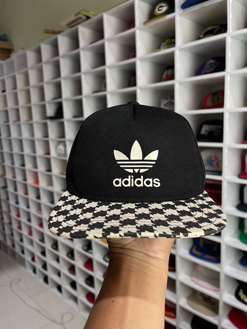 Adidas xeno hat top