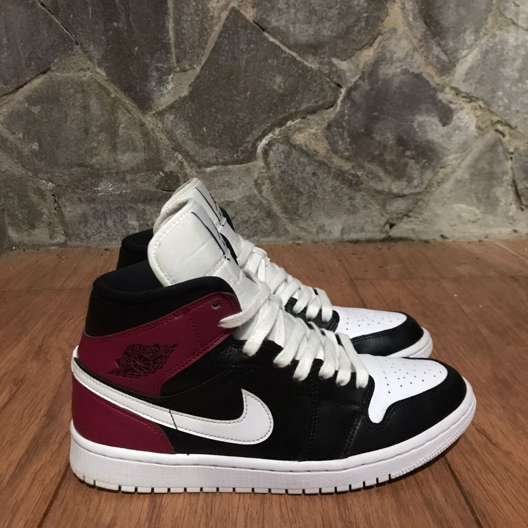 aj1 mid noble red