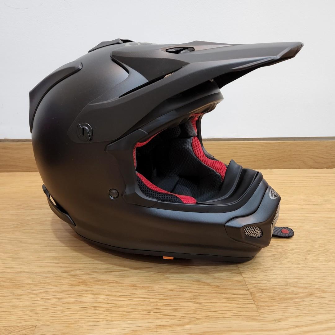 Arai V Cross 4, Motorcycles, Motorcycle Apparel on Carousell