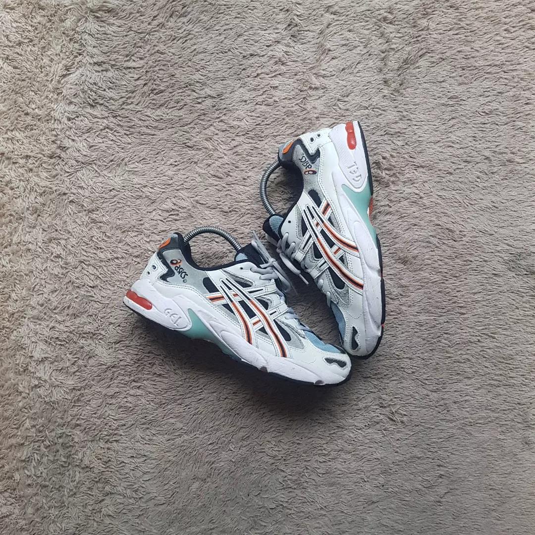 Asics gel hotsell kayano 5 polar