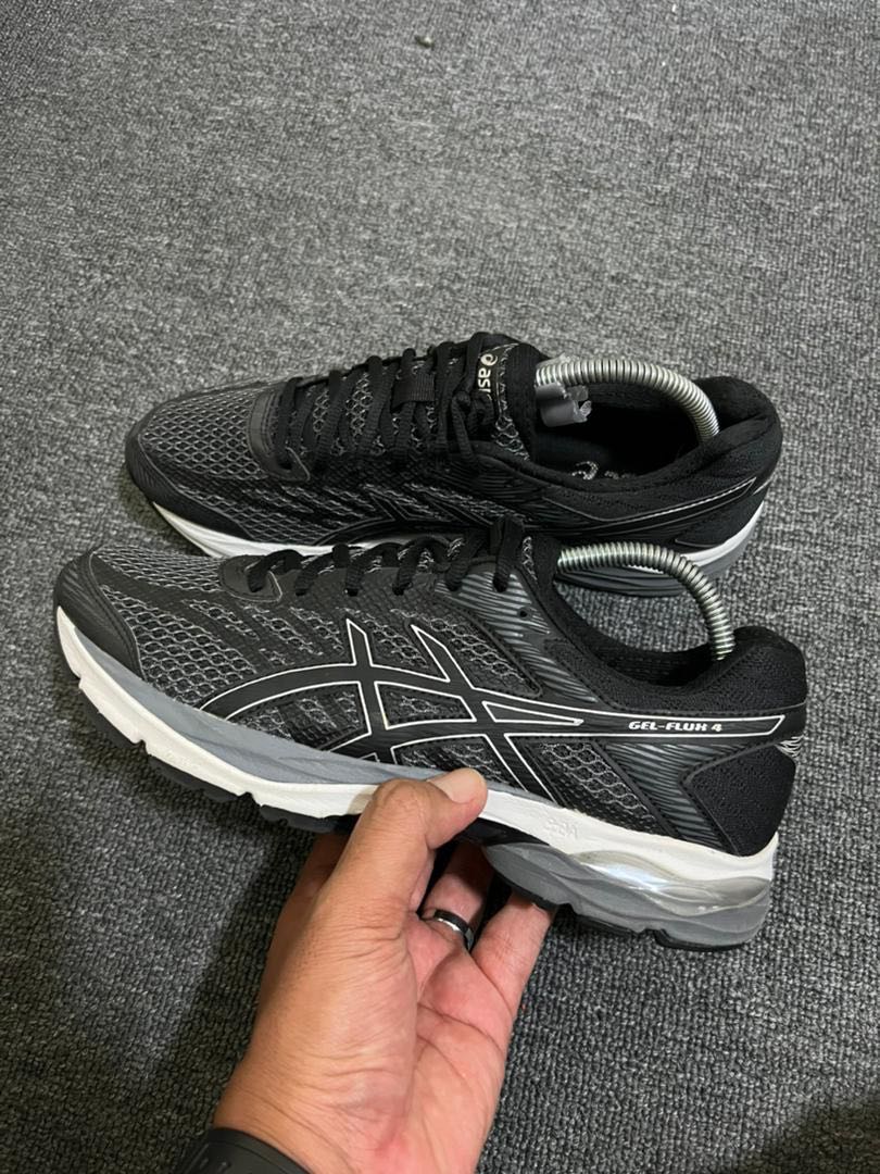 T764n asics shop
