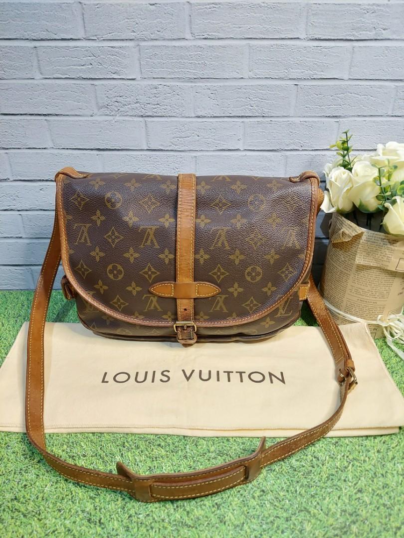 Louis Vuitton Saumur Bb Cognac EPI