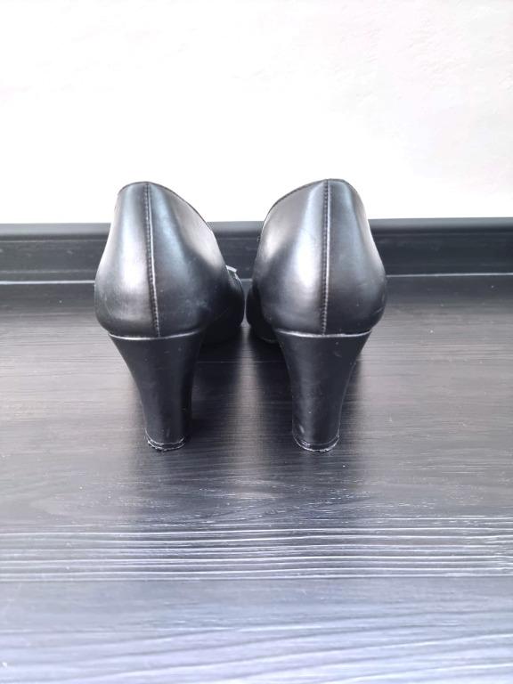Aerosoles silver spoon sales