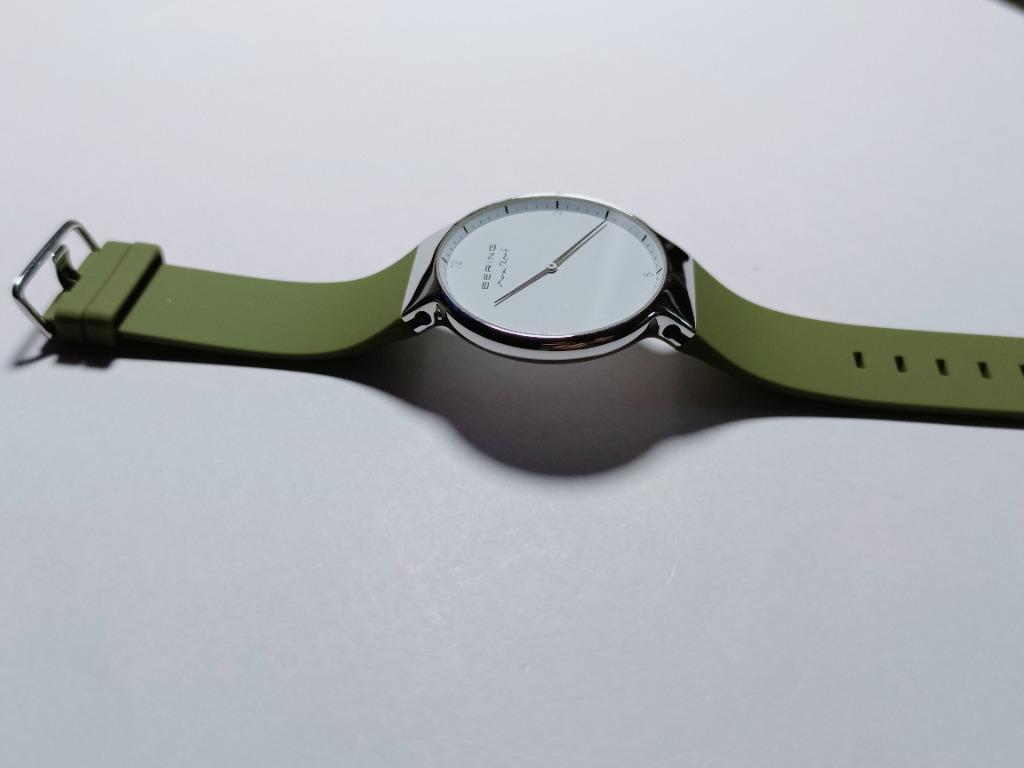 Bearing Scandinavian minimalism with all white Bering dial face