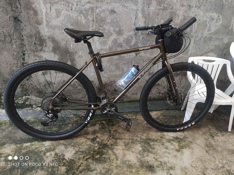 Black snow touring shop bike