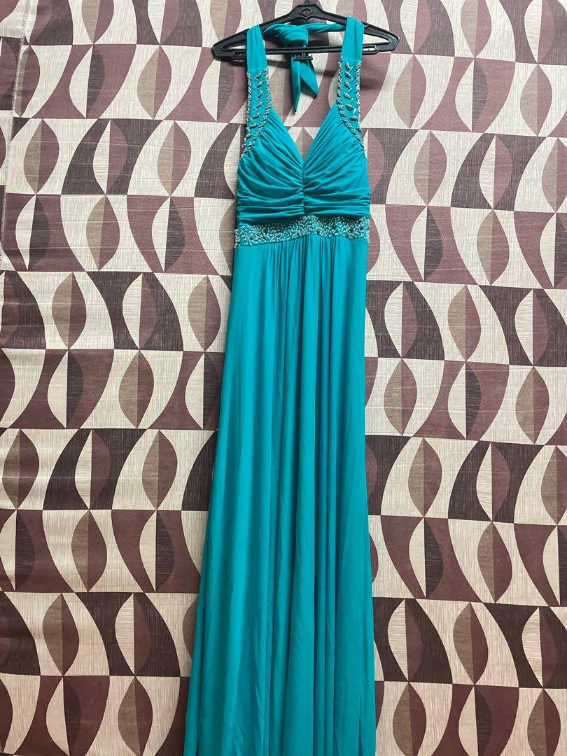 Blue green long gown (Category: Evening dresses & gowns) located in Pateros City. Submitted by rdrd23 (Listing ID 1172237714, Image 1). Description: Long gown Color: blue/green Used once only 2,000 ko po nabili. 1,500 nalang po .