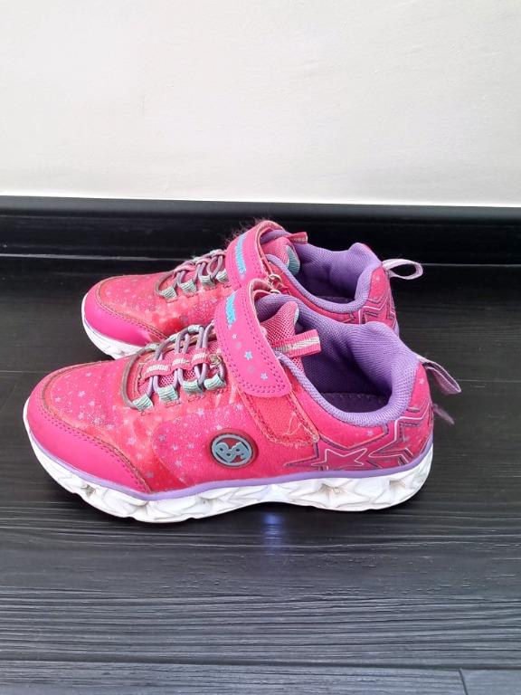 Girls bright pink shoes online