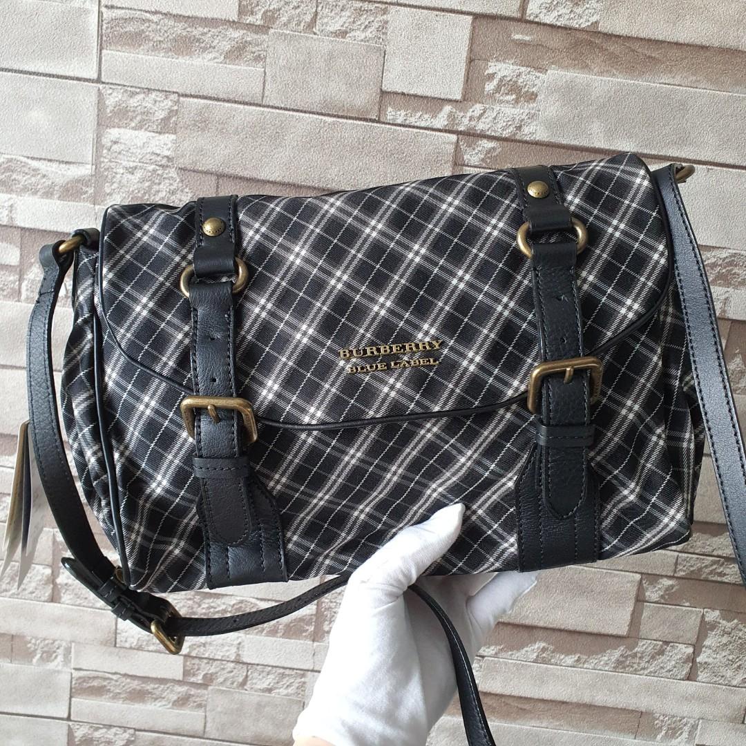 Authentic Japanese Burberry Blue Label Canvas Tote with Serial Number,  Luxury, Bags & Wallets on Carousell