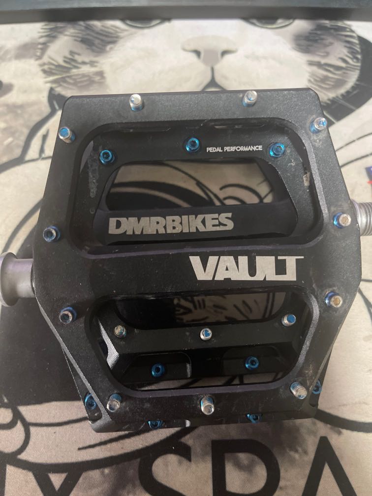 DMR VAULT, Sports Equipment, Bicycles & Parts, Parts & Accessories on