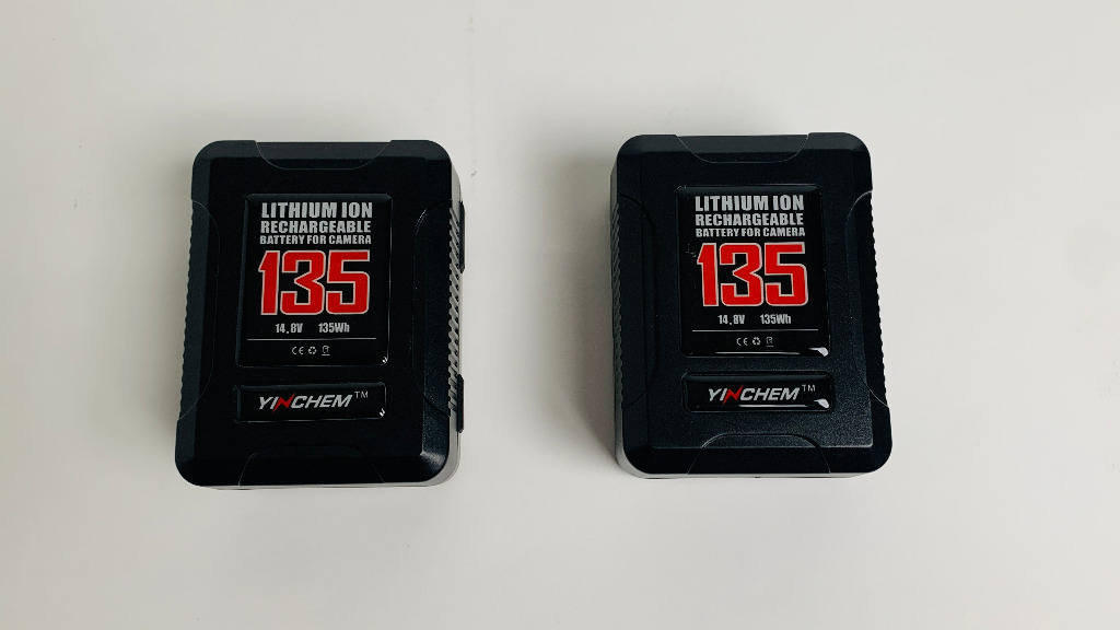 DTap vmount battery 135w Yinchem Rolux ( 2pcs), Photography