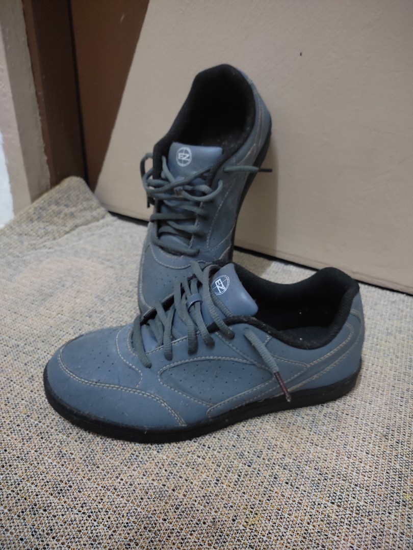 Ez shoes on sale