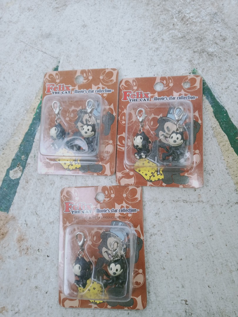 Felix the sales cat keychain