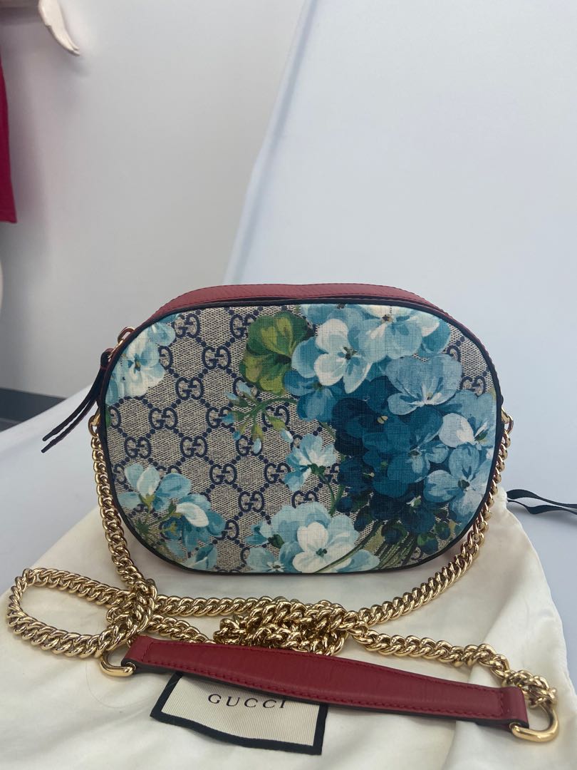 Gucci GG Blooms Crossbody Bag, Luxury, Bags & Wallets on Carousell