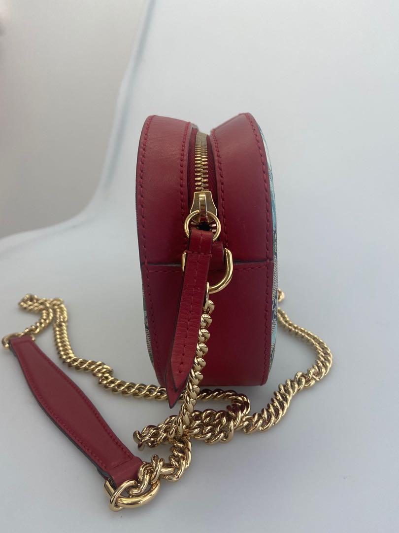 Gucci GG Blooms Crossbody Bag, Luxury, Bags & Wallets on Carousell