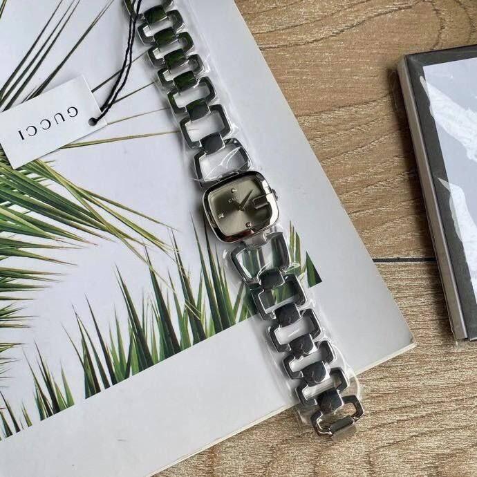 Gucci 2024 moth watch