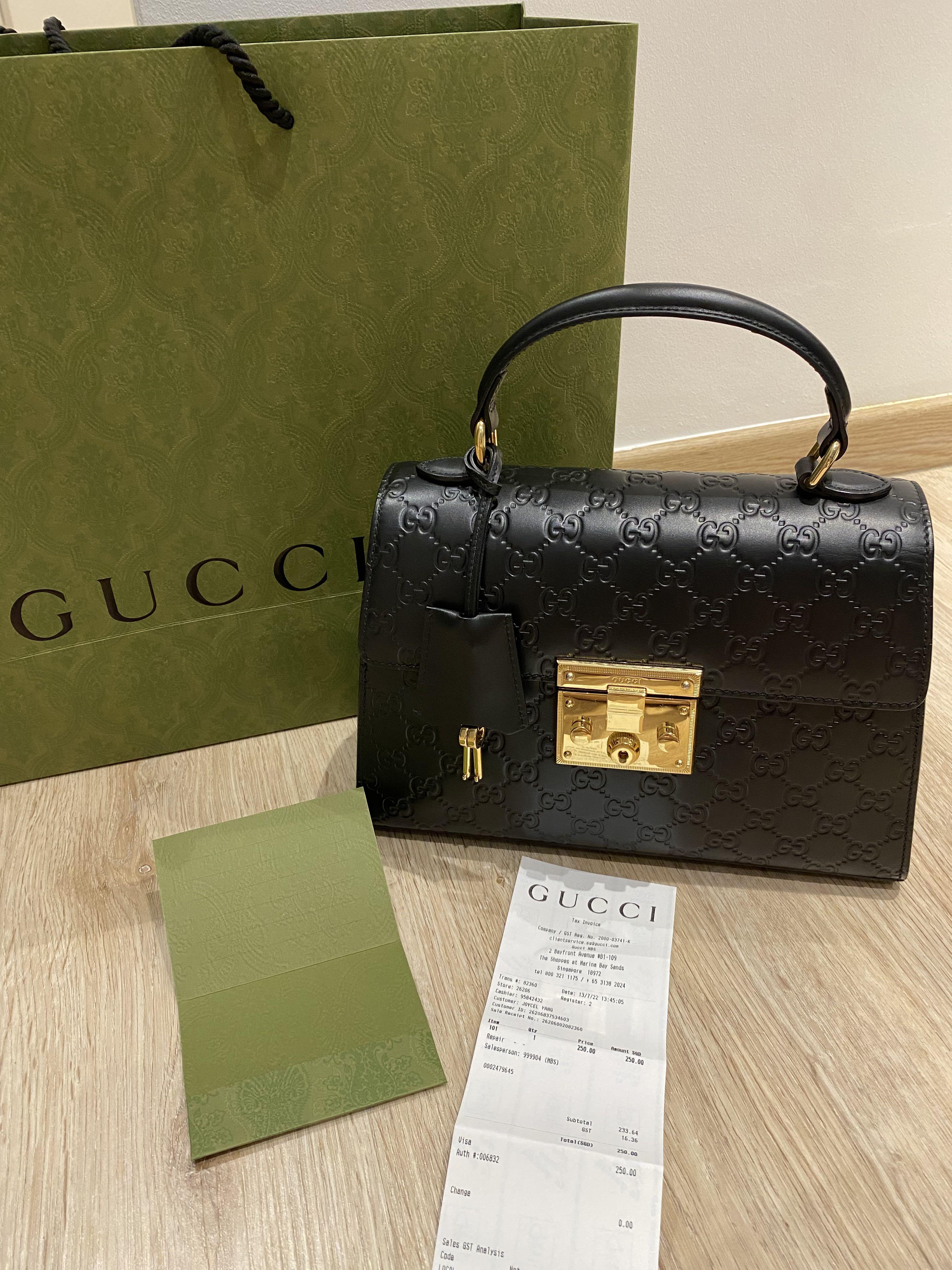 Gucci padlock signature top handle bag sales