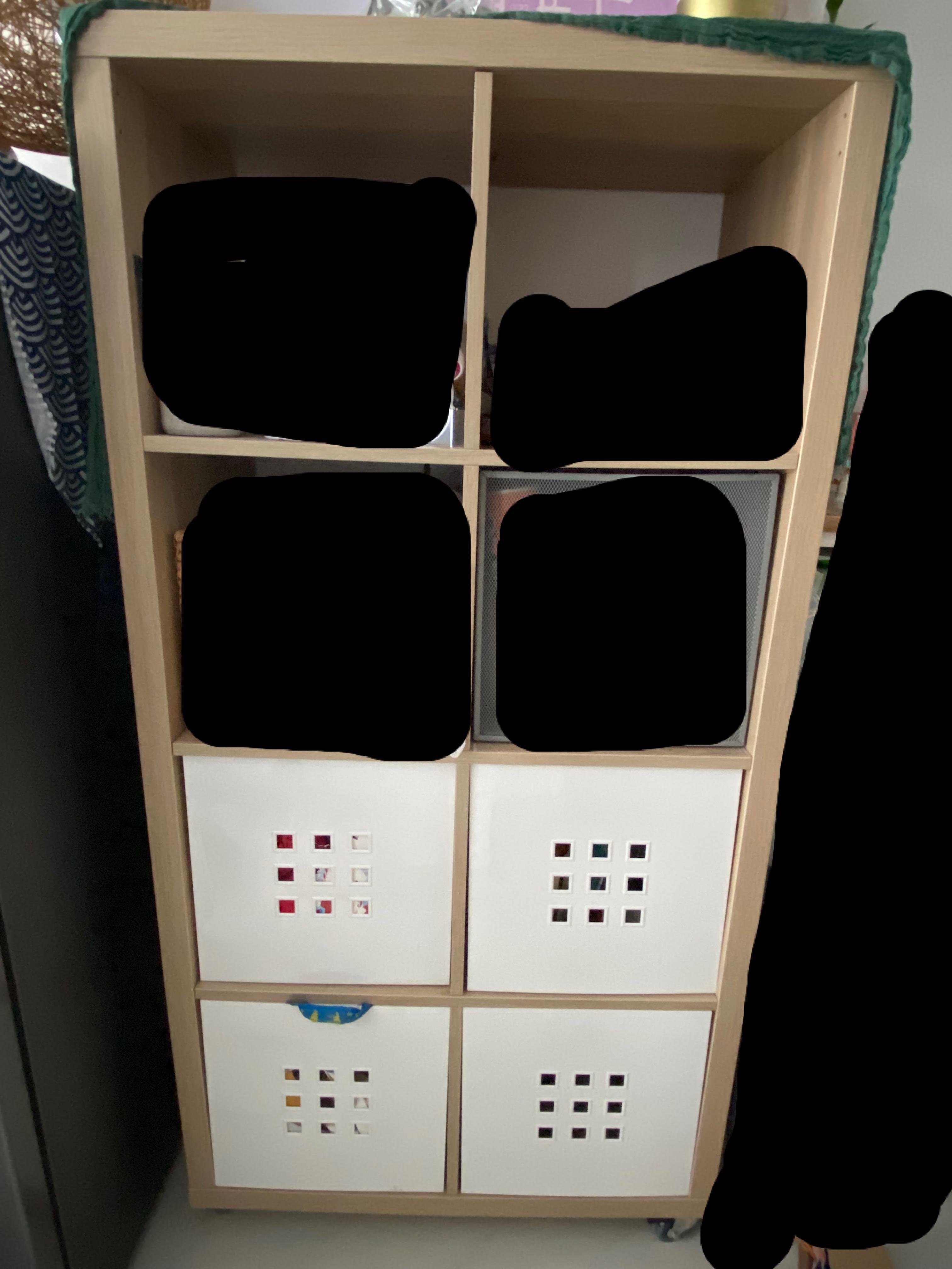 IKEA Kallax 4x2 櫃 and 5 storage boxes 儲物箱, 傢俬＆家居, 傢俬, 書櫃、櫃子及架 Carousell