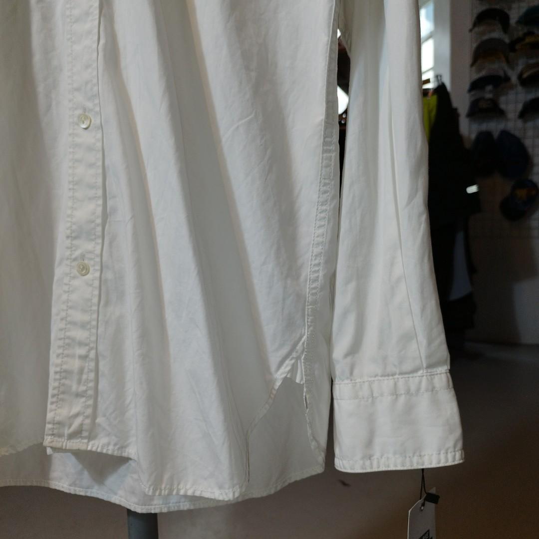Junya Watanabe button down (Category: Formal Shirts) located in Quezon City. Submitted by giveme_theloot (Listing ID 1172286494, Image 2). Description: large width 22 inches length 29.5 inches.