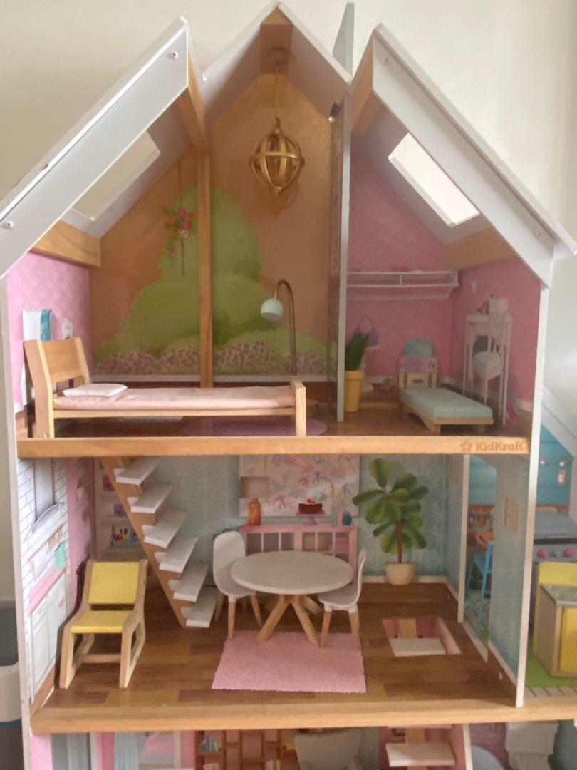 Costco zoey hot sale dollhouse