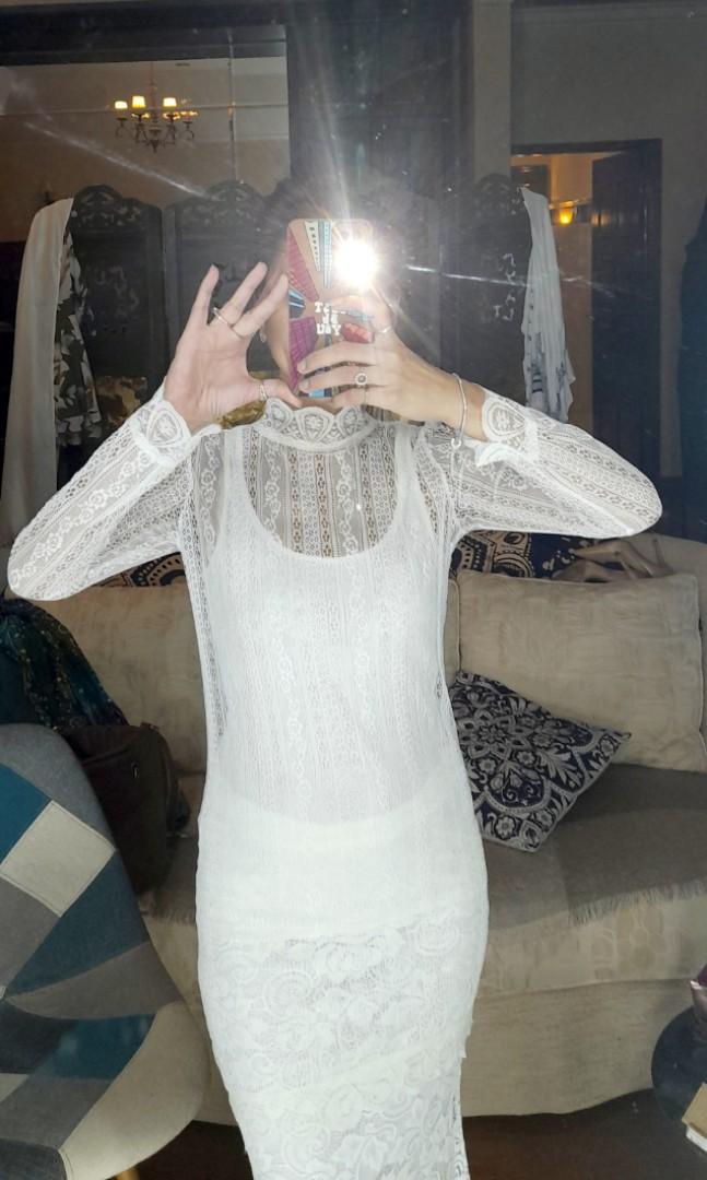 lace turtle neck and lace skirt 