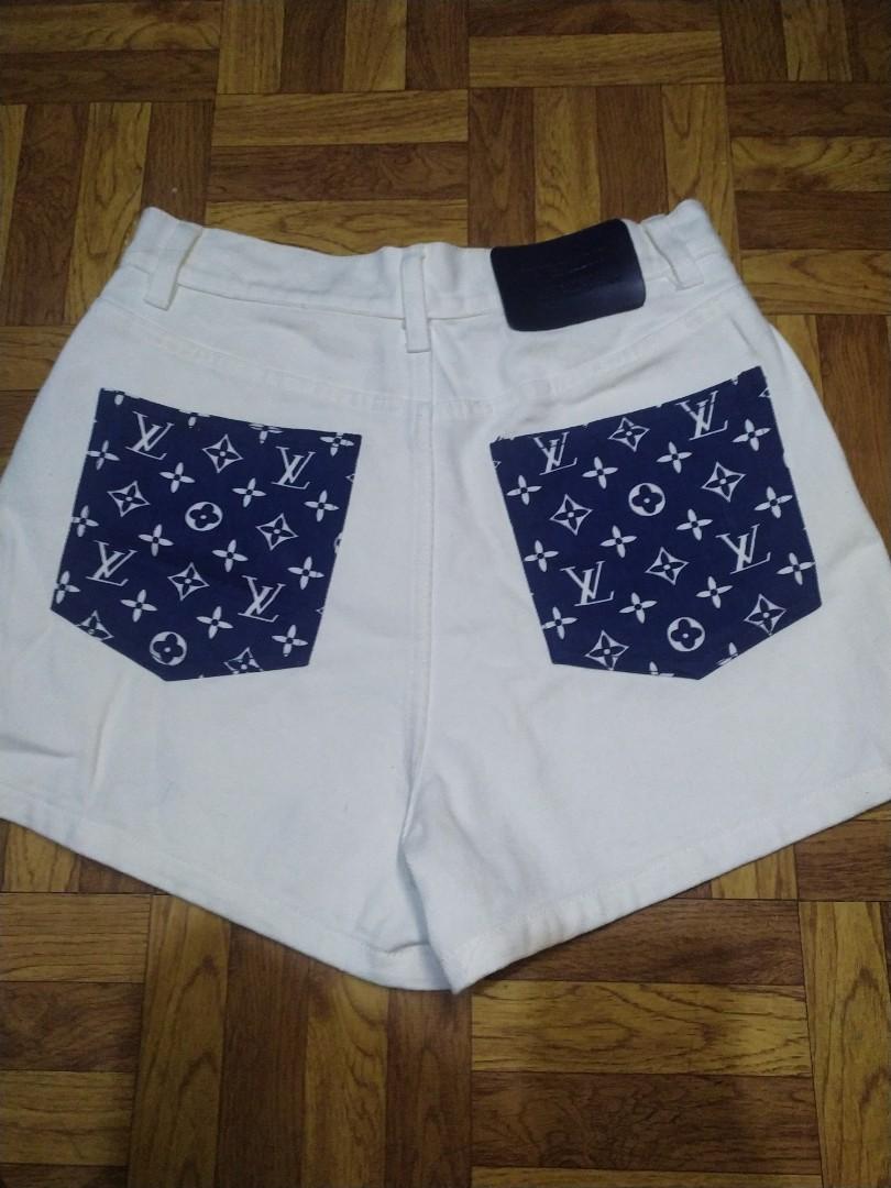 Shorts Louis Vuitton White size M International in Cotton - 35529582