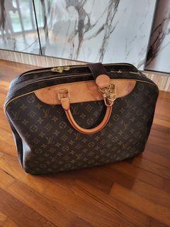 Buy [Used] LOUIS VUITTON Reporter GM Shoulder Bag Monogram M45252 from  Japan - Buy authentic Plus exclusive items from Japan