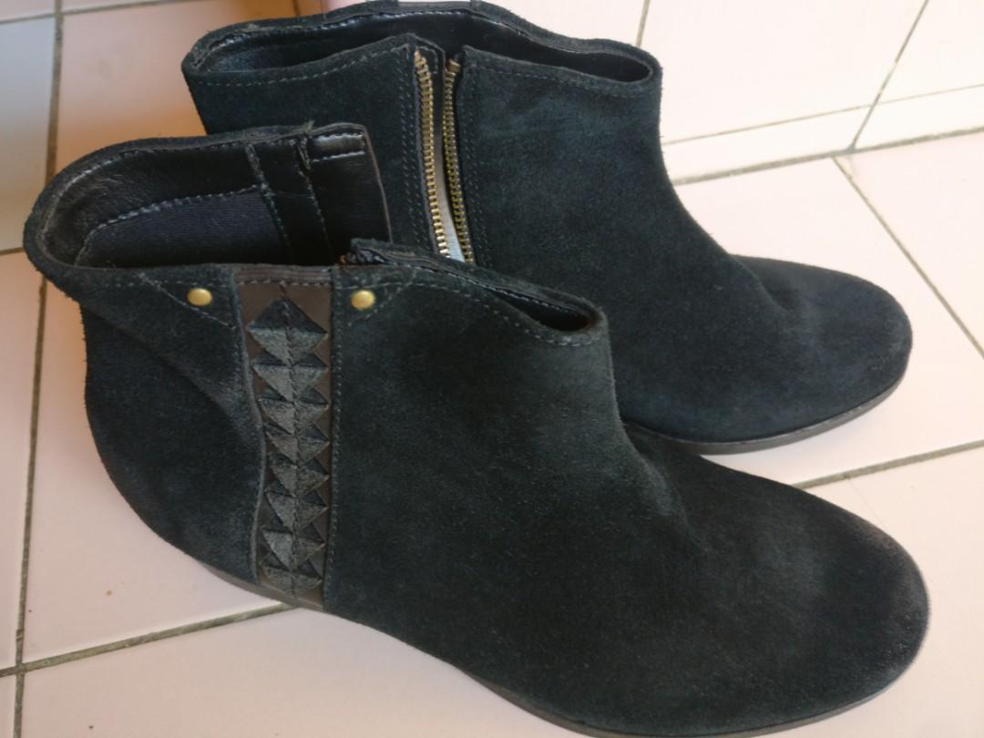NeverWornBoots Black Suede Leather Upper Balance ManMade
