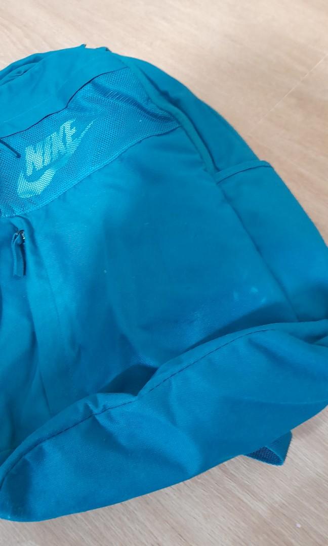 schoolbag nike