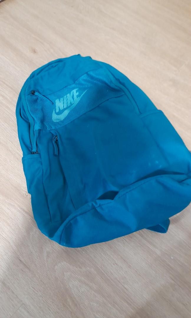 schoolbag nike
