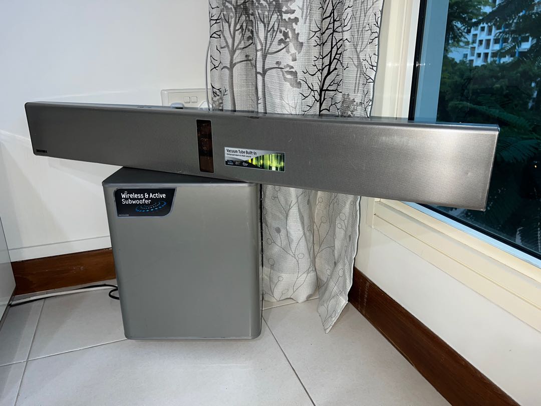 SAMSUNG Bluetooth Sound bar + Wireless Subwoofer, Audio, Soundbars