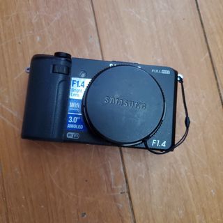 （分類：）位於 。 由 msmluxury 提交（商品編號 1172223457，圖片 1）。簡介： 。