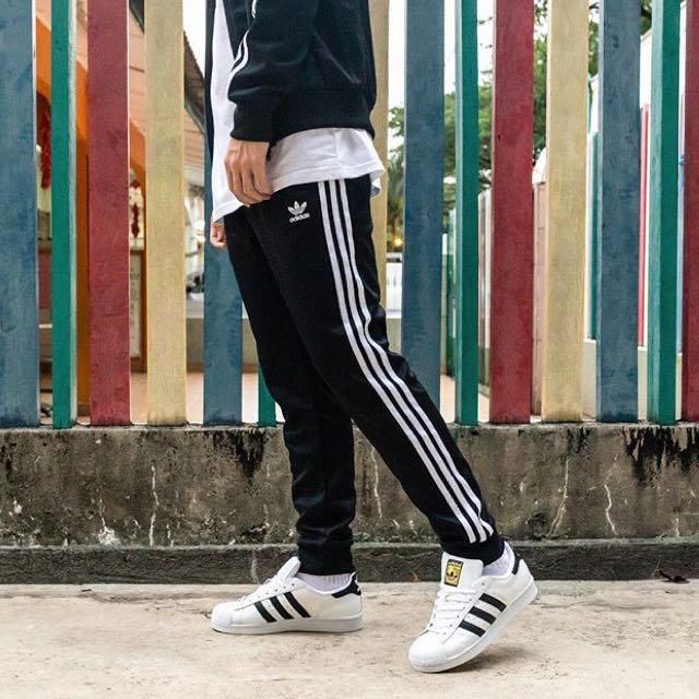 Seluar Adidas Original Size S, Men's Fashion, Bottoms, Joggers on Carousell