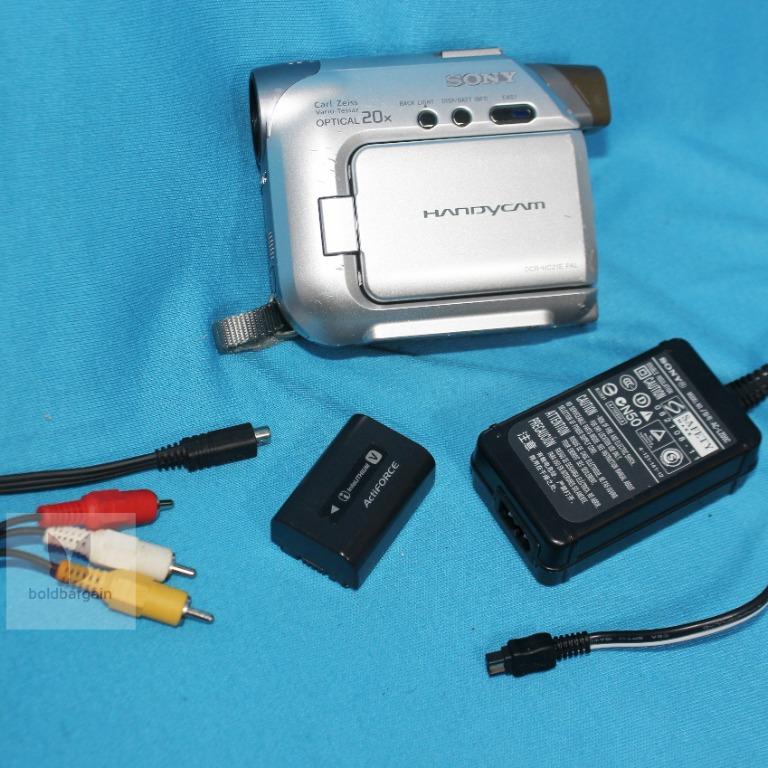 Sony AC-V700 | Portable Mini DV Player w/ Adapter