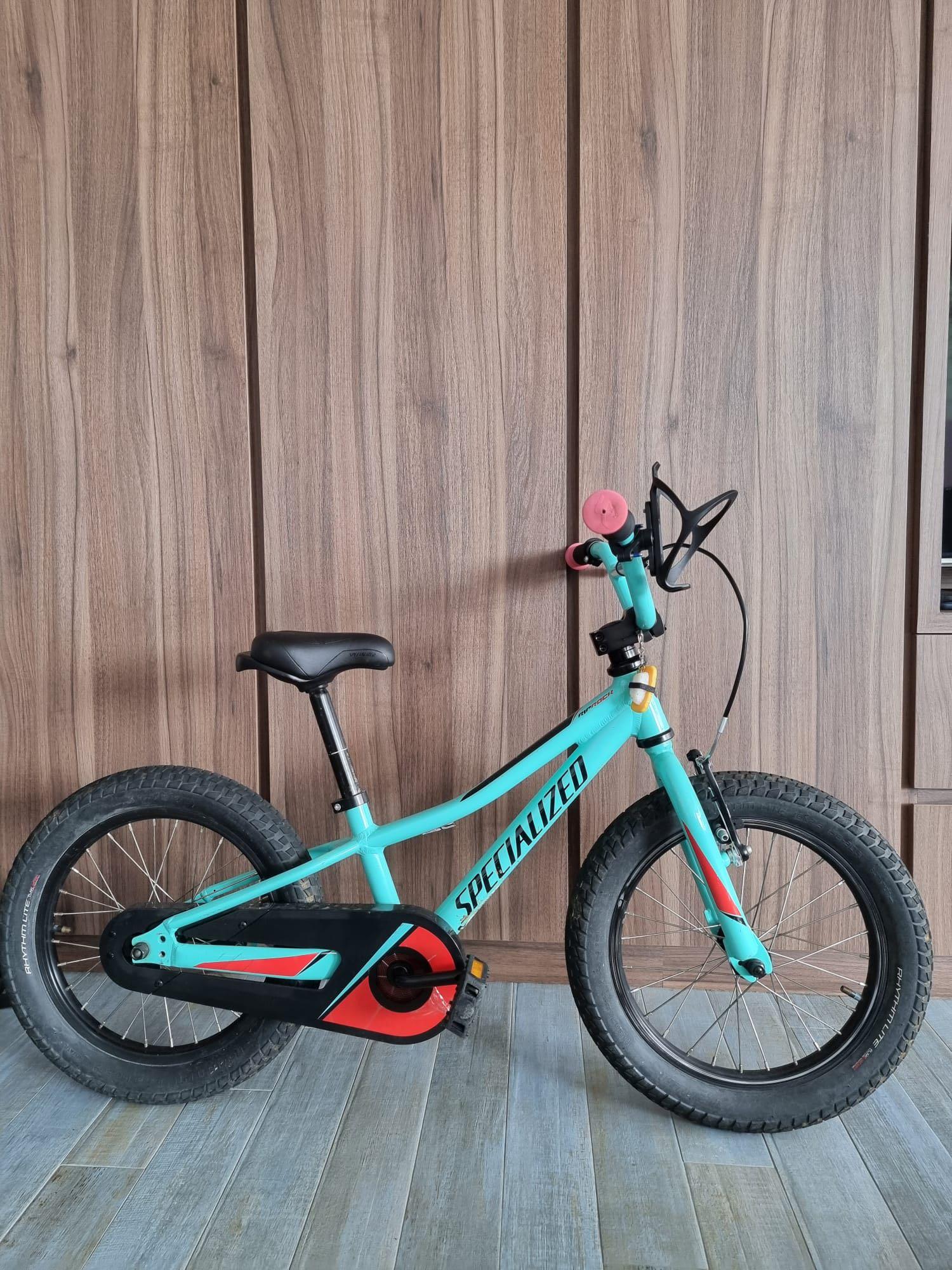 Specialised 16 hotsell inch bike