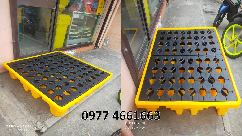 Spill Drum pallet 27 (Category: Industrial Equipment) located in Bacoor. Submitted by __CLaude__ (Listing ID 1172278725, Image 1). Description: Direct Supplier Spill pallets Spill control pallets are ideal for the safe storage of drums, containers and some IBC's. The heavy duty poly construction is UV stabilised, chemical resistant and easy to move around your warehouse or yard. These are a quality product at a reasonable price that can save a co