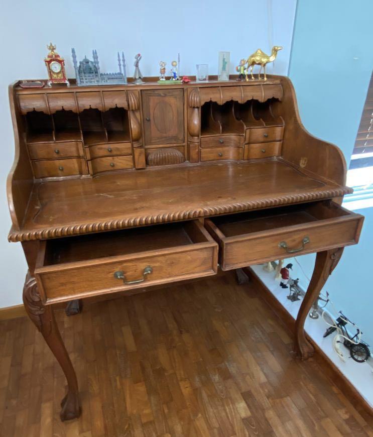 corner glass desk