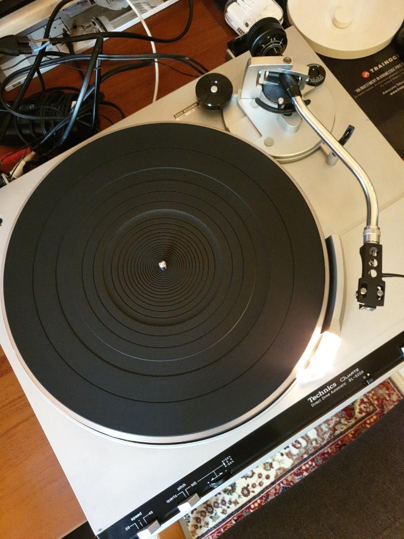 Technics SL5200 Turntable, 33 or 45 rpm, autostop., TV & Home