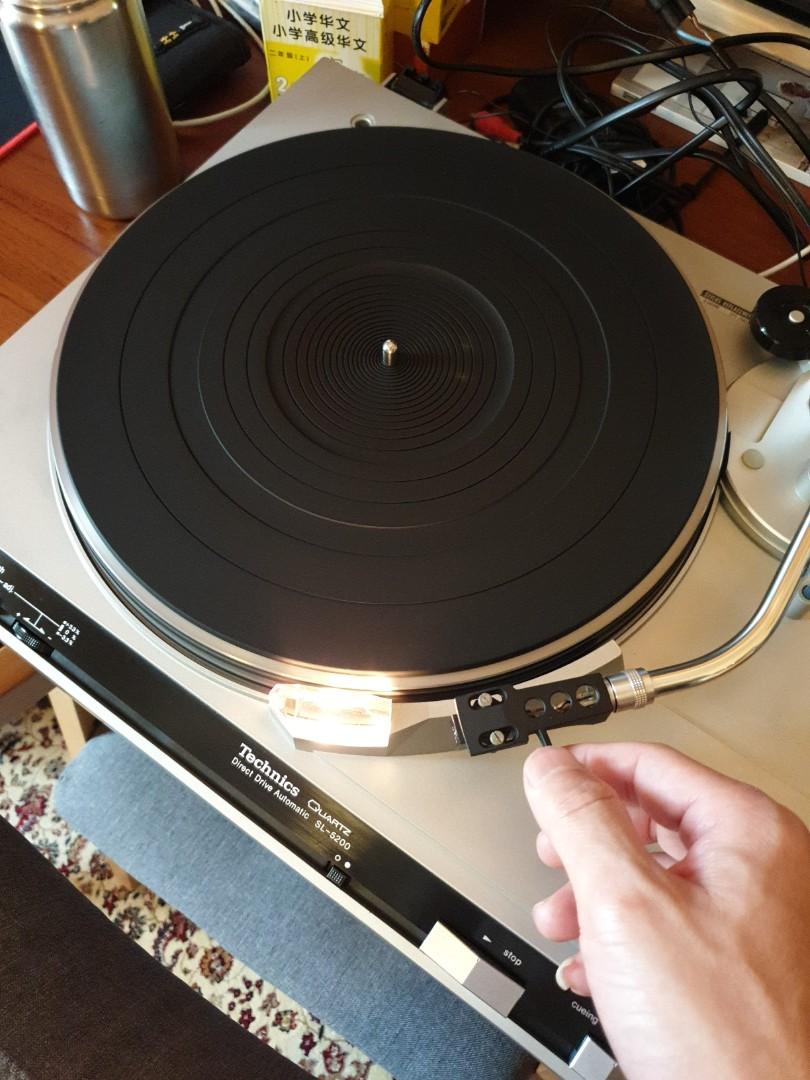 Technics SL5200 Turntable, 33 or 45 rpm, autostop., TV & Home