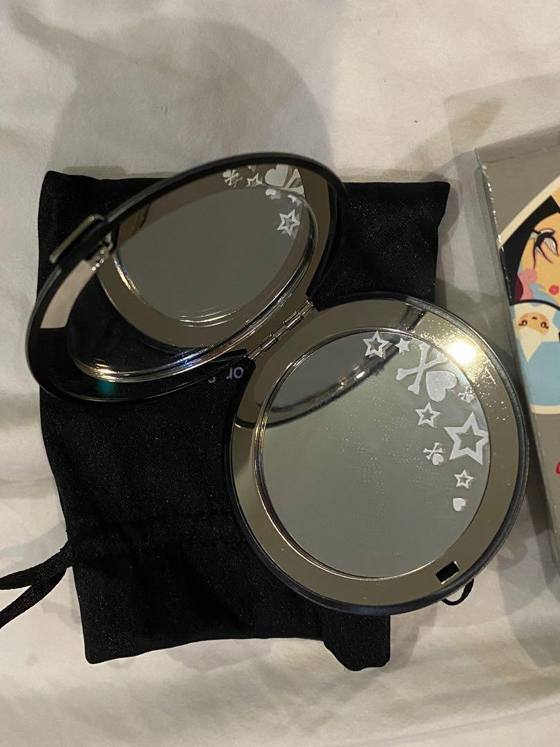 Tokidoki x Smashbox compact Mirror (Category: Makeup) located in Manila. Submitted by trendystash (Listing ID 1172371538, Image 2). Description: Brand new with dust bag.