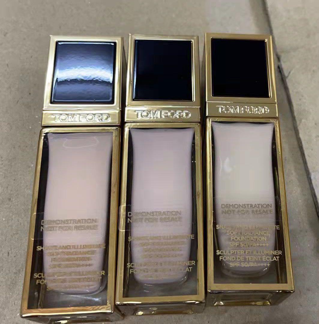 Tom Ford Soft Radiance Foundation SPF 50 Full Size TF, Beauty & Personal  Care, Face, Makeup on Carousell