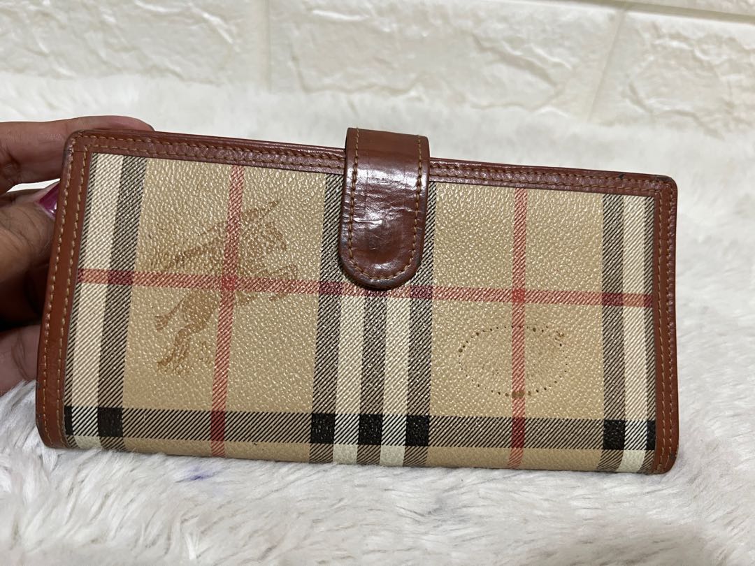 Vintage Burberry Wallet, Luxury, Bags & Wallets on Carousell