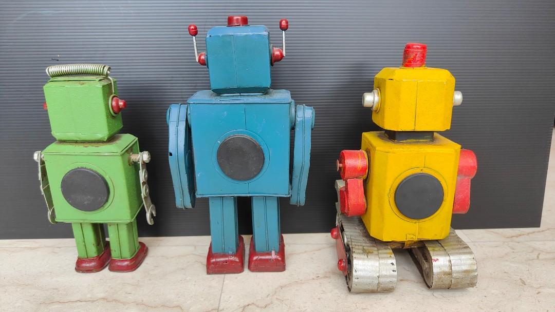 Vintage robots for sale clearance