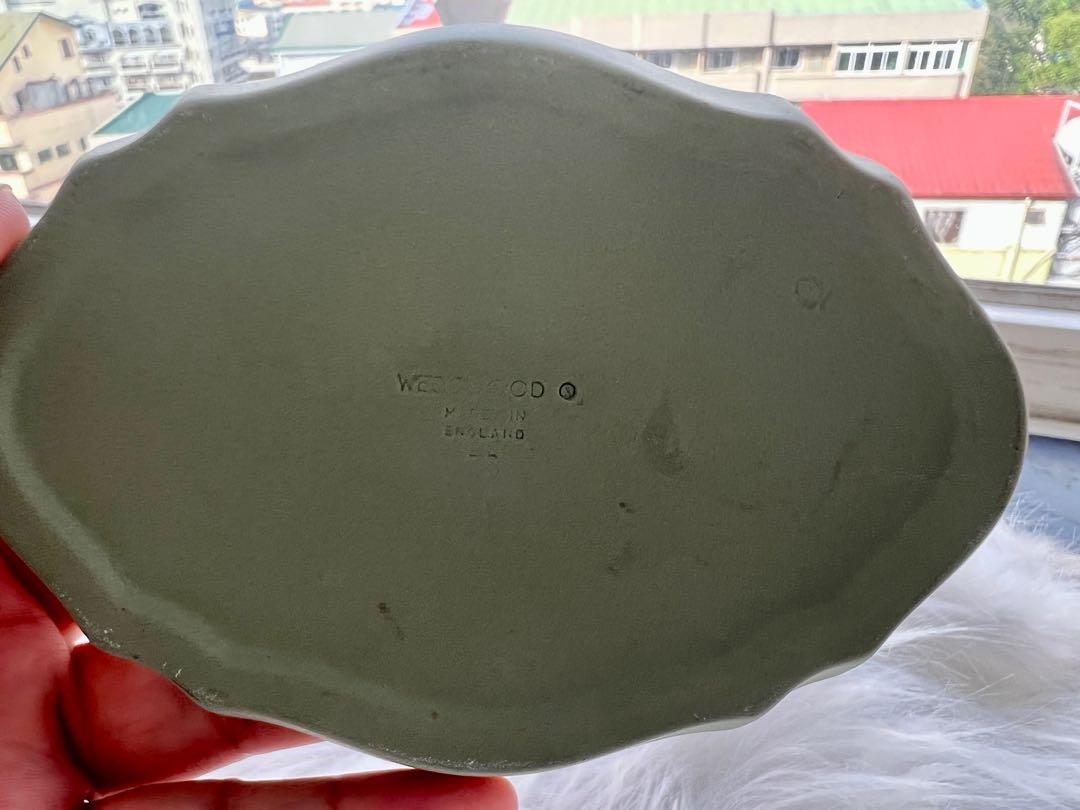 Wedgwood Jasperware trinket dish (Category: Vases & Decorative Bowls) located in Baguio. Submitted by treasuretrove_bc (Listing ID 1172357729, Image 3). Description: in excellent condition .