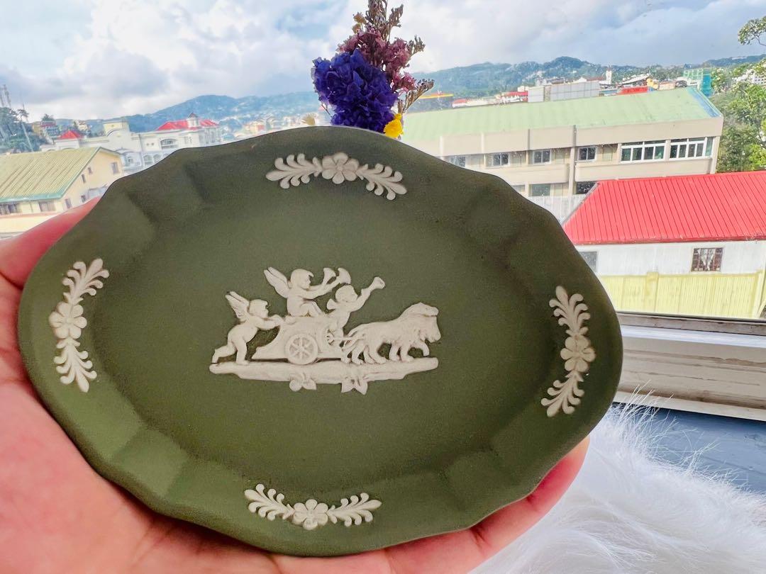 Wedgwood Jasperware trinket dish (Category: Vases & Decorative Bowls) located in Baguio. Submitted by treasuretrove_bc (Listing ID 1172357729, Image 1). Description: in excellent condition .